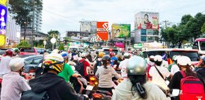 13 NGUYỄN PHÚC NGUYÊN