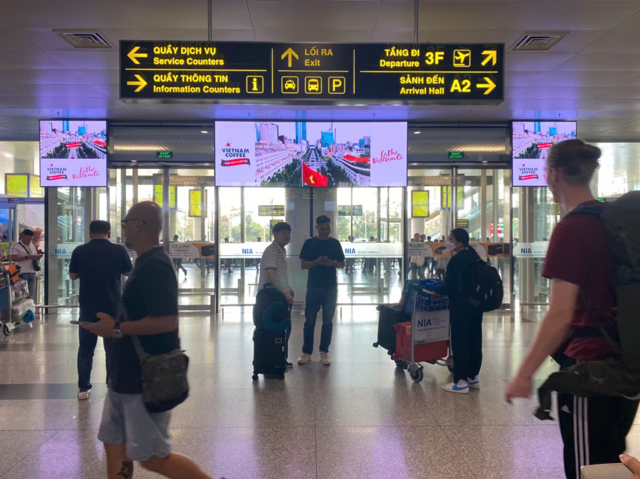 CỔNG ĐÓN GA ĐẾN (A1) - GA QUỐC TẾ