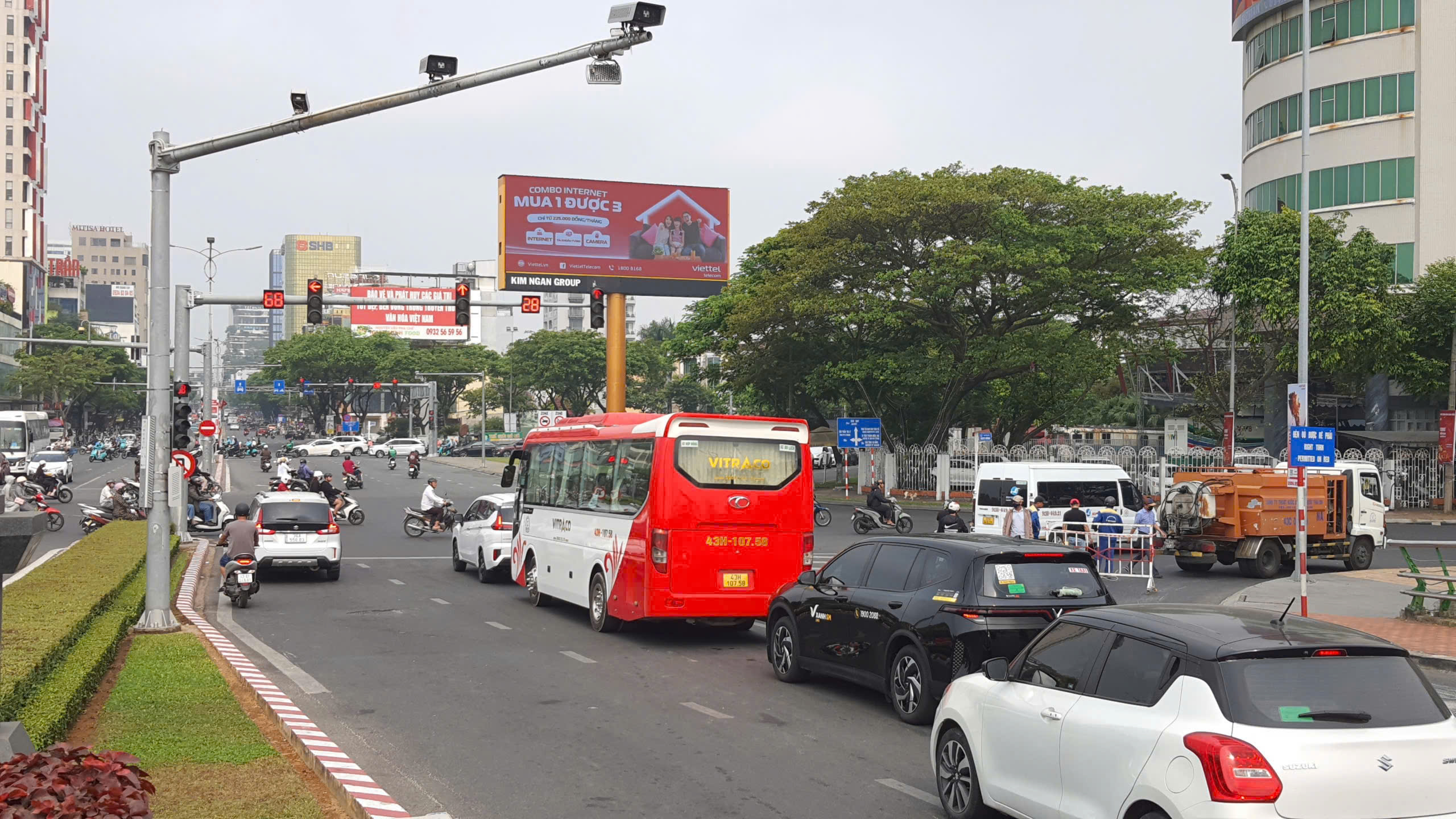 CẦU RỒNG - ĐÀ NẴNG