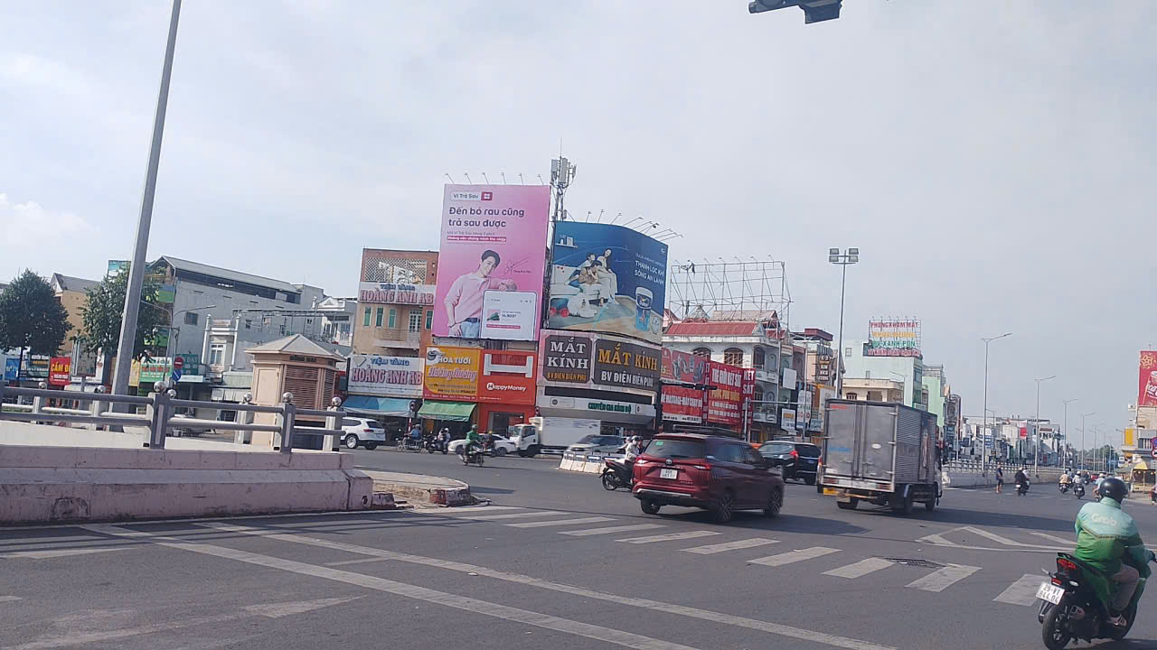 01 NGUYỄN ÁI QUỐC