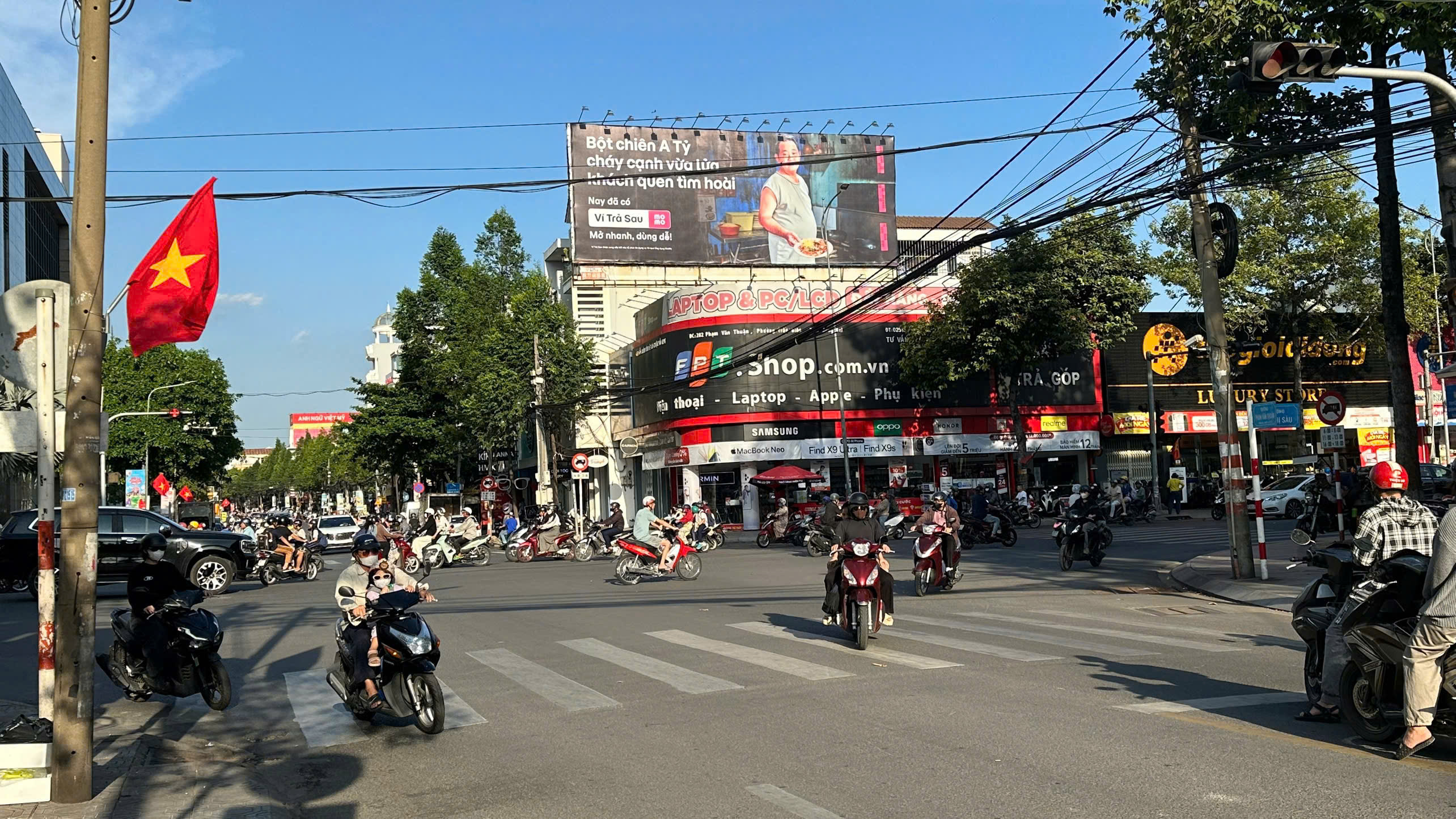 1301 PHẠM VĂN THUẬN