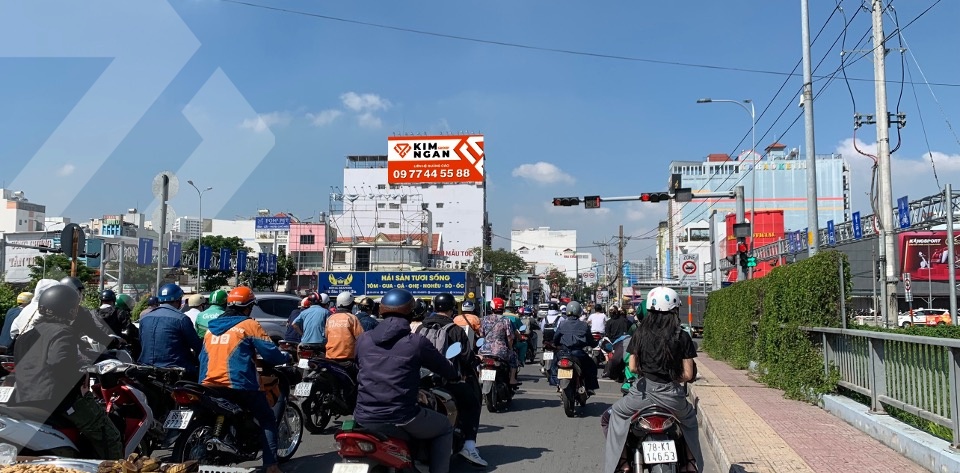 111 NGUYỄN THỊ THẬP
