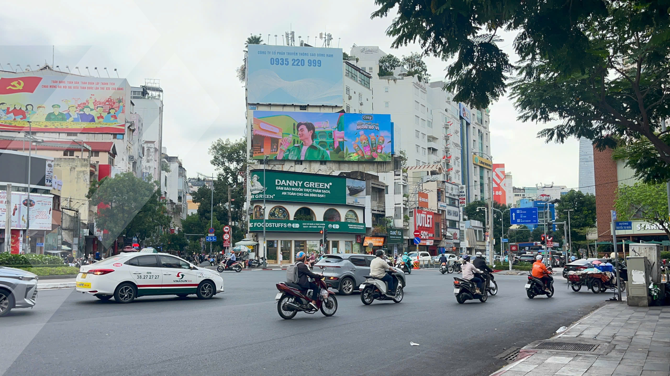 319 LÝ TỰ TRỌNG - VÒNG XOAY PHÙ ĐỔNG