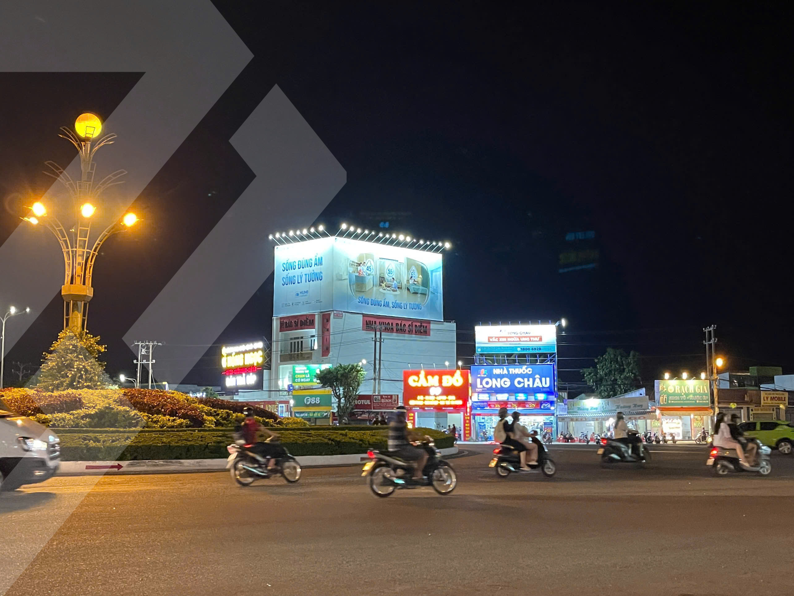 799 NGUYỄN TRUNG TRỰC