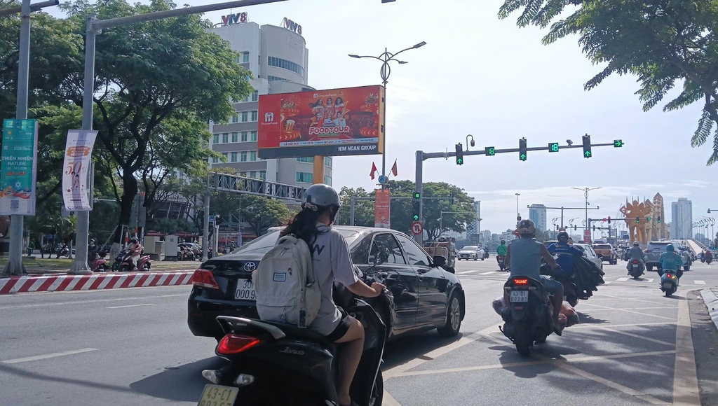 CẦU RỒNG - ĐÀ NẴNG