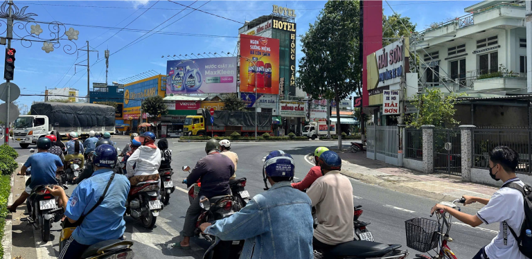 10 NGUYỄN THỊ THẬP