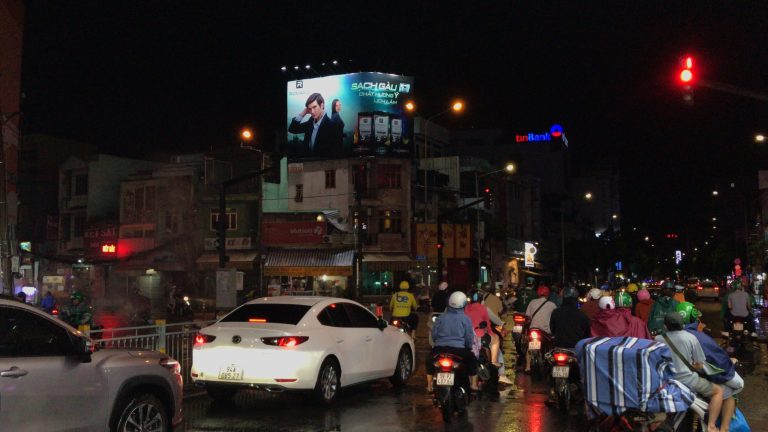 174 LUỸ BÁN BÍCH