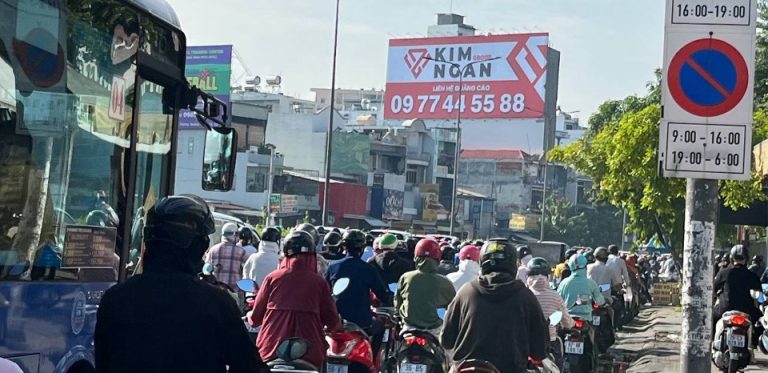 638 CỘNG HOÀ